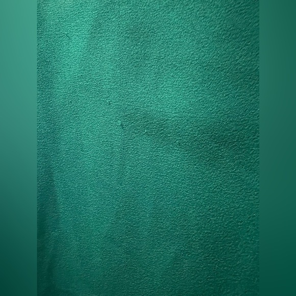 Kelly Green Embellished Shoulder Top Size L - Picture 3 of 5